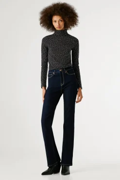 Pantal&oacute;n vaquero acampanado tiro alto