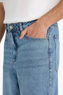 Pantal&oacute;n vaquero ancho