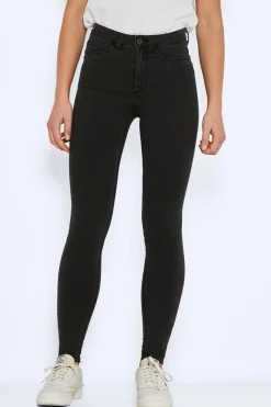 Pantal&oacute;n vaquero pitillo