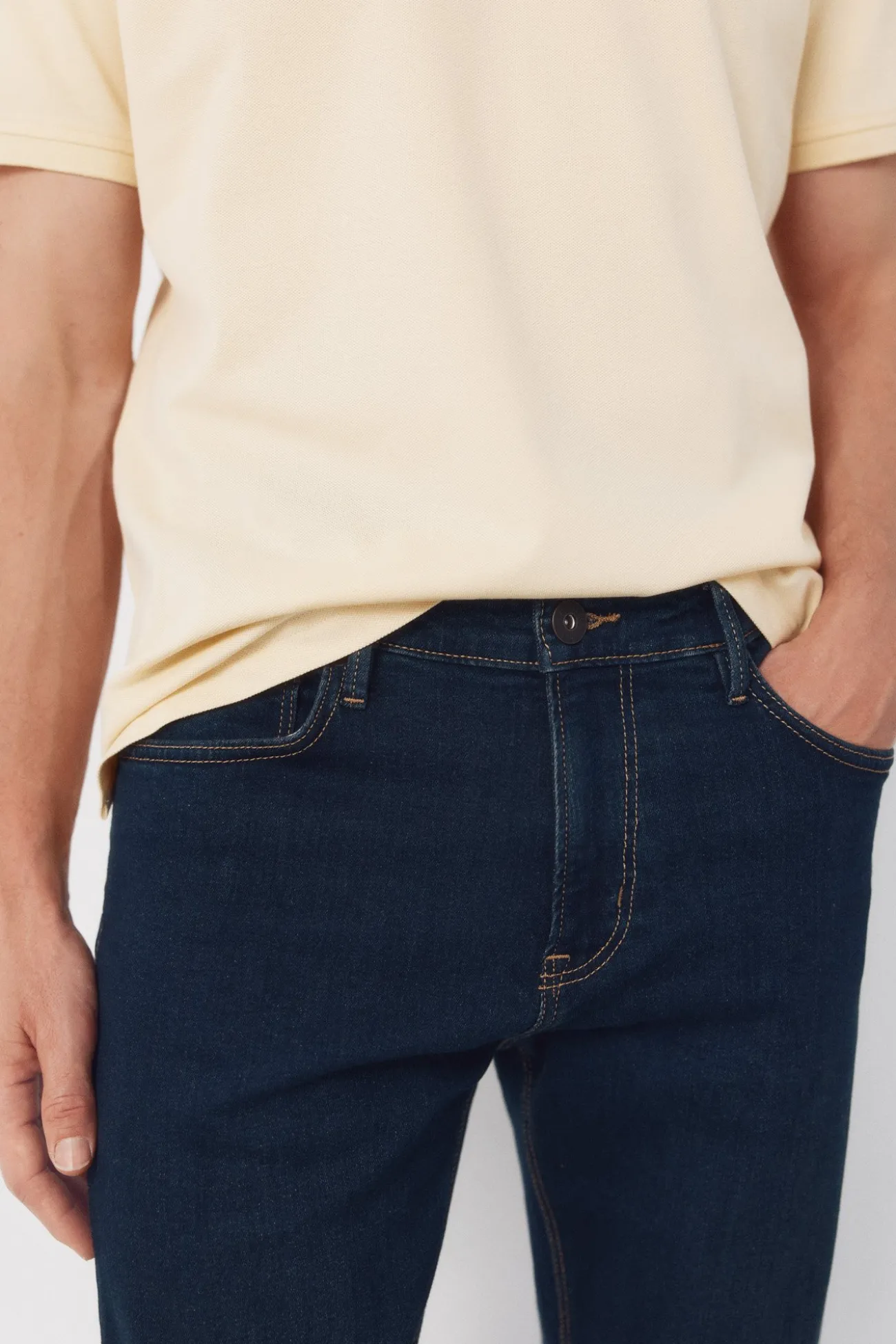 Pantalón vaquero slim fit