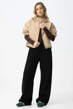 Pantalones anchos