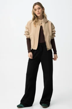 Pantalones anchos