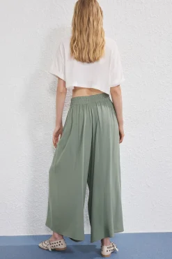 Pantalones anchos ligeros