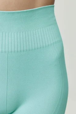 Pantalones cortos deportivos Eris azul claro