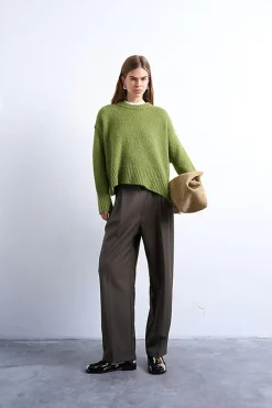 Pantalones holgados de pierna ancha