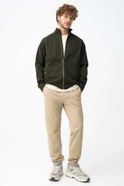 Pantalones Slim Fit