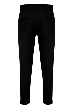 Pantalones tipo traje