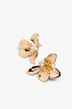 Pendientes Florales con Efecto Perla