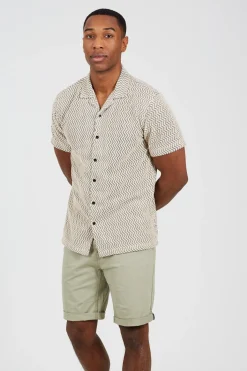 Short básico con cinco bolsillos