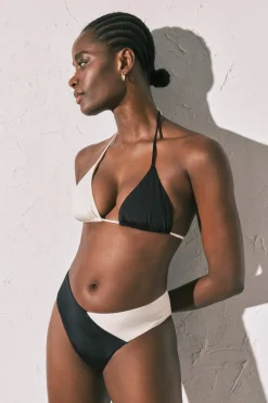 Top bikini triangular color block B&W