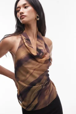 Top halter neck