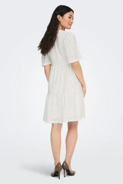 Vestido corto bordado