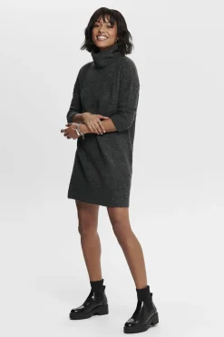 Vestido corto de punto