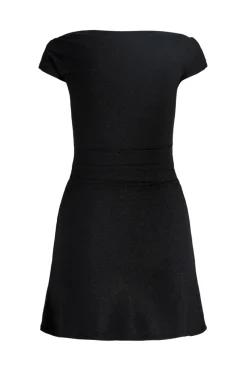 Vestido corto escote barco