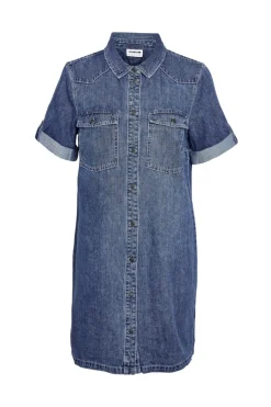 Vestido corto vaquero con manga corta, cuello y bolsillos frontales