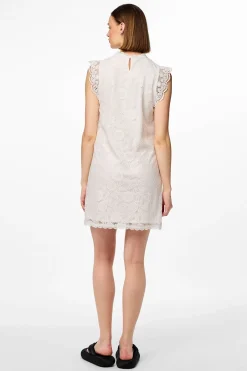 Vestido de encaje sin mangas