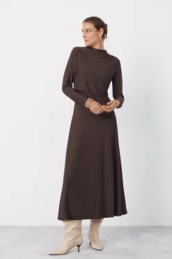 Vestido largo botones dorados