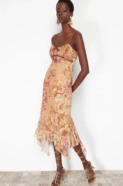 Vestido midi detalle lazo
