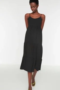 Vestido midi tirantes