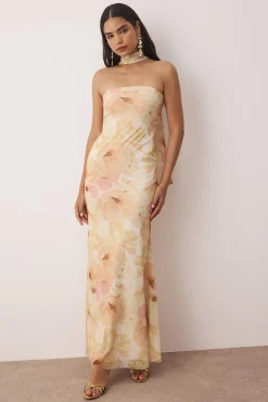 Vestido palabra de honor