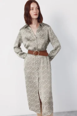 Vestido satinado camisero