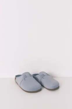 Zapatillas casa tipo zueco azul