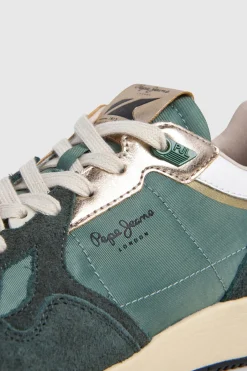 Zapatillas Con Detalles En Ante