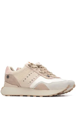 Zapatillas con tachuelas