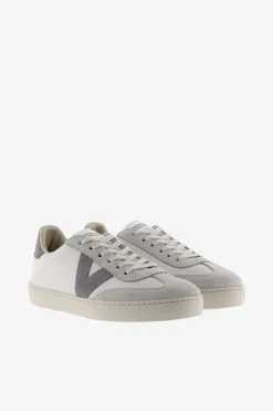 Zapatillas de efecto piel