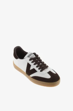 Zapatillas de efecto piel