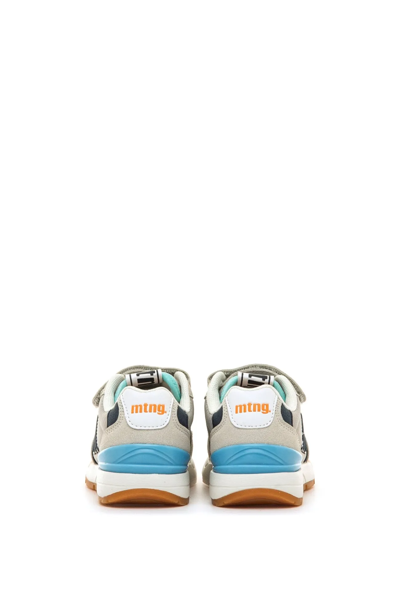 Zapatillas deportivas estilo urbano