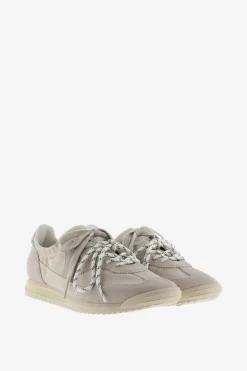 Zapatillas doble cord&oacute;n